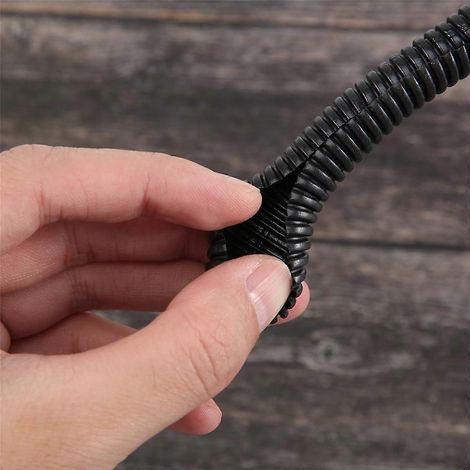 Conduit fendu pour câbles de 25 pieds, tube en polyéthylène noir-- (1/5)