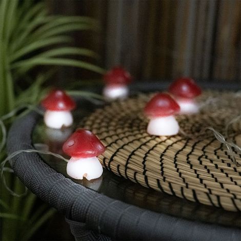 Solar Pilz Solar Terrassenbeleuchtung für Außen Lichterkette Pilze, 6x Fliegenpilze, LED Akku, L 270 cm, Garten Terrasse