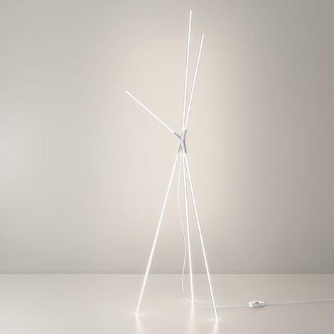 Brilliant Lampada da terra LED di design a treppiede in alluminio bianco, temperatura colore regolabile, 36W, altezza 191,7 cm, IP20, serie Scultorea (1/2)