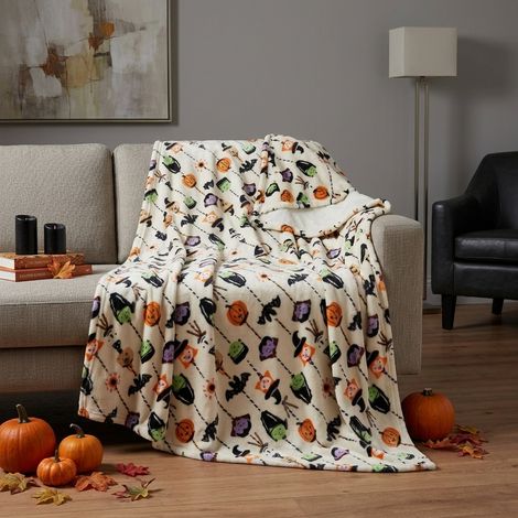 Halloween Cartoon Cosy Throw (1/2)