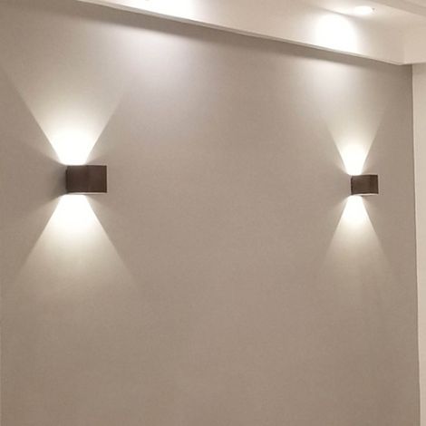 Schwarze, quadratische LED-Wandleuchte, 6 W warmweiß, moderne und kreative Lampe für Wohnzimmer, verstellbarer Abstrahlwinkel, wasserdicht, Flurleuchte, Schlafzimmerwandleuchte (1/5)