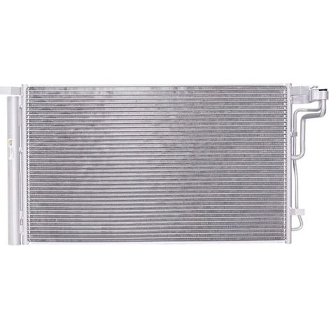 Die Teilenummer 97606M7000 ist für den Klimaanlagenkondensator des 2,0-Liter-Motors des Kia Forte 2019-2024 geeignet. (1/4)