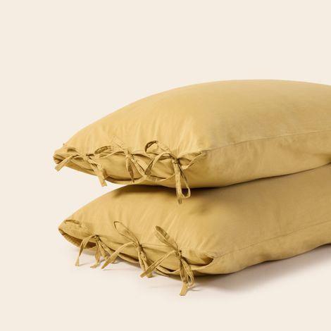 Lot de 2 taies d'oreiller en Satin de coton lavé uni à nouettes SATHEENE