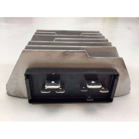 Spannungsregler mit Kontrollleuchte 12V 18A Motor LOMBARDINI RUGGERINI SLANZI