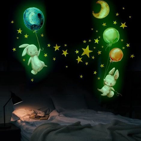 Stickers Muraux Fluorescent Enfants, Lune Étoiles Lapins et Ballons Etoiles Lumineux Phosphorescentes Plafond pour Bébé Chambres (1/4)