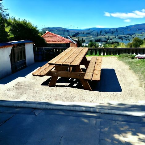 Jardinatoire – Table de jardin en bois massif 240 cm – Traitement autoclave Classe 3 – Pour 8 personnes – Angles arrondis pour sécurité (1/5)