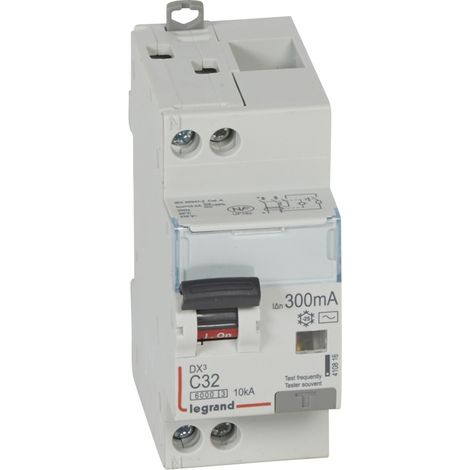 Disjoncteur différentiel monobloc DX³6000 10kA arrivée haute et départ bas à vis U+N 230V - 32A - typeAC 300mA - LEGRAND (1/2)
