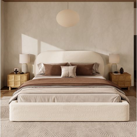 Cama doble moderna de bouclé beige 180x200 cm con cabecero acolchado y somier de láminas (1/5)