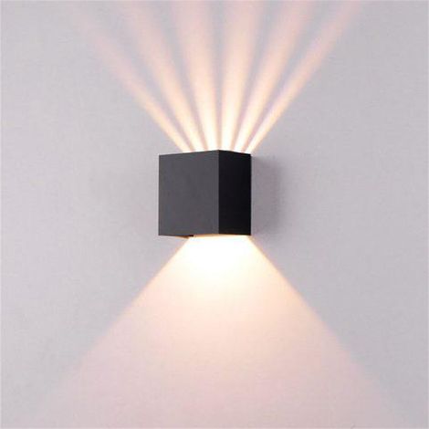 Lampe Solaire Exterieur Detecteur de Mouvement, Spot Solaire Exterieur Puissante 800lm, Luminaire Blanc Froid, Eclairage pour Jardin Allée Chemin (1/5)