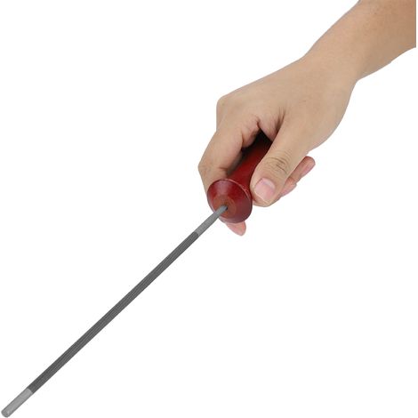 Kit de 8 limes pour tronçonneuse, jauge de profondeur et outil d'affûtage. (1/5)