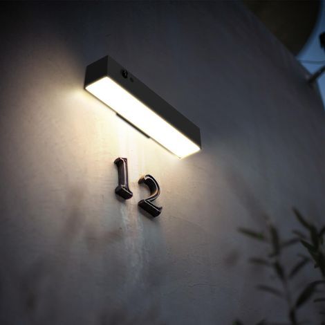 Applique murale solaire à détecteur de mouvement – 1000 lm 4000 K – Étanchéité IP44 – Style moderne et luxueux – Anti-éblouissement (1/5)