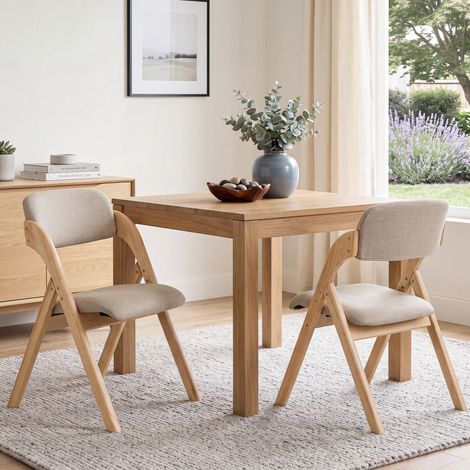 Lot de 4 chaises pliantes beige en bois d'hévéa massif avec coussin et accoudoirs, dossier incurvé pour salle à manger et cuisine (1/4)