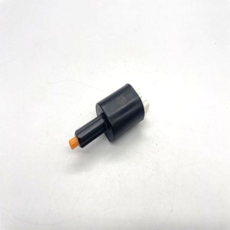 8434009340 est un contacteur de feux stop pour Toyota RAV4. (Contacteur de feux stop 84340-09340) (1/4)