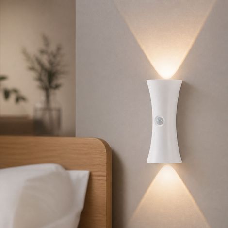 Applique Murale LED Détecteur de Mouvement Sans Fil Rechargeable USB-C 3 Couleurs Magnétique pour Couloir Escalier Salle de Bain (1/5)