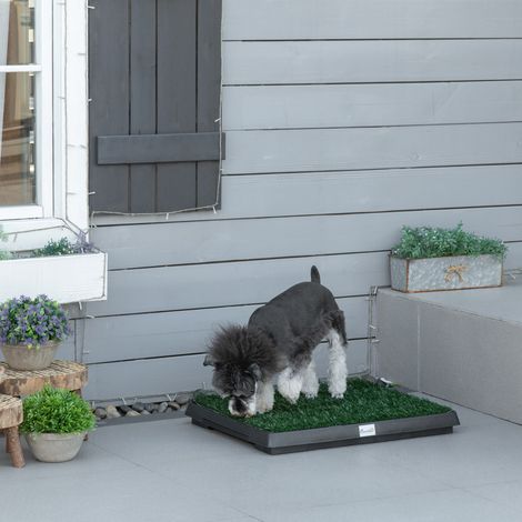 Litière pour chien avec gazon synthétique, bac à litière portable, toilettes à pelouse avec tiroir à déjections, 63L x 51l x 6H cm, noir et vert (1/5)