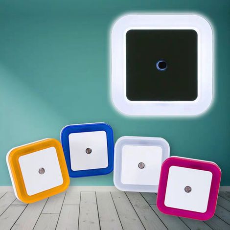 Sunjoy Tech LED-Nachtlicht: Schlichtes Design, automatischer Ein-/Ausschalter, blendfrei, Lichtsensor, quadratische Form, Plug & Play, geeignet für die Heimbeleuchtung.