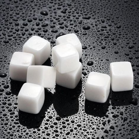 Pierre Ceramique - Refroidisseur Boisson - Pour Whisky Vin Alcool - 6 Pieces - 22 mm Cube - Non Poreuse Lavable (1/4)