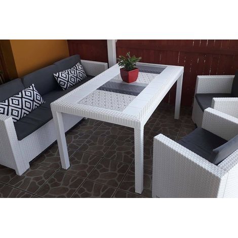 Dmora - Mesa de exterior Debueh, Mesa de jardín rectangular, Mesa de jardín multiusos efecto ratán, 100% Made in Italy, 150x90h74 cm, Blanco (1/5)