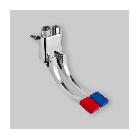 Miscelatore a due pedali con installazione a parete e corpo in ottone fuso Idral 02068 Cromo (1/5)