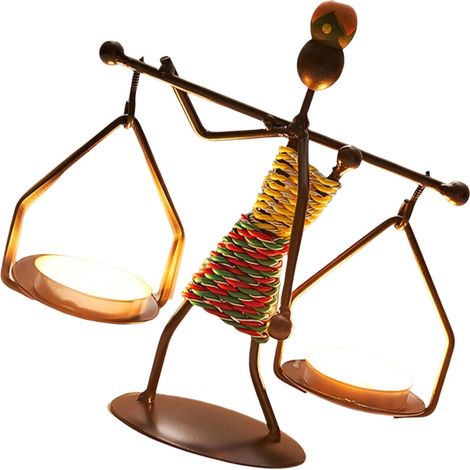 Candelabro de metal único, figura artística de dama - Tipo C