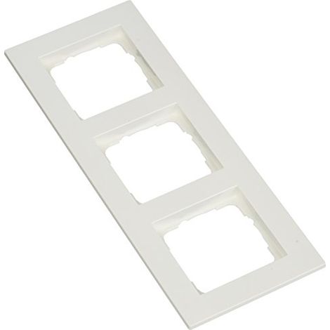 Cornice interruttore Gira 0213225 termoplastico IP20 triplo