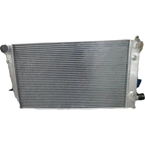 Radiador de aluminio, tamaño del núcleo 368 mm x 605 mm x 42 mm, tamaño total 402 mm x 756 mm x 53 mm, diámetro de entrada/salida 34 mm, configuración de 2 filas, colocación frontal. (1/5)