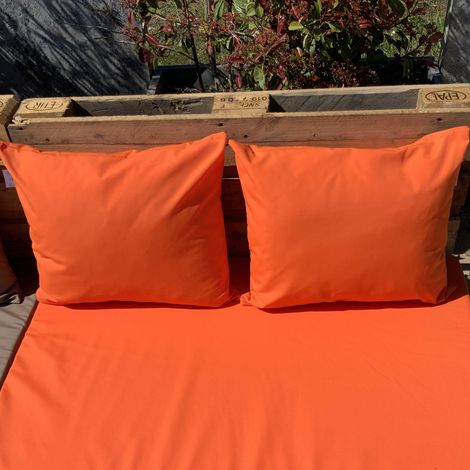 Ensemble de 2 coussins extérieurs pour salon palette Orange 50x60 cm (1/2)