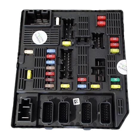 [PRODUIT D'OCCASION] Boite A Fusibles RENAULT Megane ♻️ Ref Oe. 284b69009r - Garantie à vie (1/5)