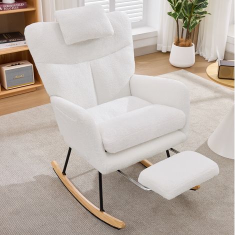 Mecedora de 68,5 x 109 x 97,5 cm con reposapiés retráctil, cojín cervical y peluche blanco. (1/5)