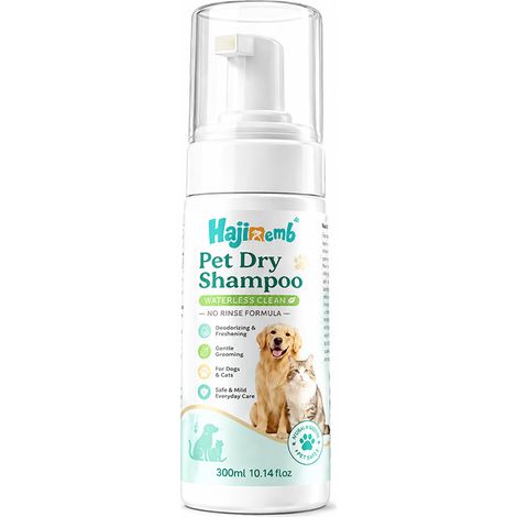 Furriyo Pet No-Rinse Hair Mousse verfügt über eine sanfte, pflanzliche Formel, die das Fell reinigt und die Haut pflegt, ohne dass ein Ausspülen erforderlich ist. (1/5)
