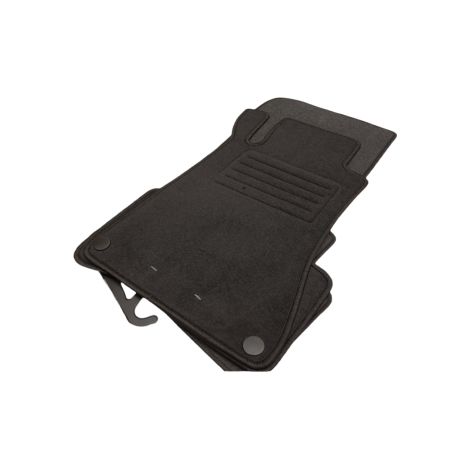 Tapis de sol en moquette pour MERCEDES Classe C W203 Berline / Break (2000-2007)