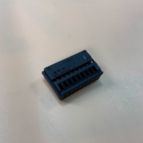 Faisceau de câbles pour connecteur automobile 965778-1 à 18 broches (1/4)