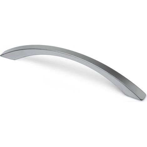 Tirador de Asa para Mueble  Estilo Contemporáneo  Fabricado en Zamak  Acabado en Cromo Mate  Distancia Entrepuntos: 128 mm  Medidas 1531026 mm  Sistema de Fijación Atornillado  Incluye Tornillos M4  2 (1/2)