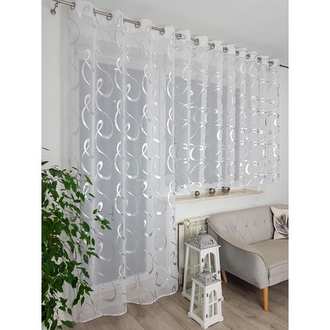 Conjunto de cortinas para balcón de malla con un moderno estampado plateado. (1/4)