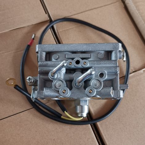 Vergaser für Honda GX670 Motor Original-Ersatzteil 16100-ZN1-812 / 16100-ZN1-813 Leistungsstark, langlebig und einfach zu montieren