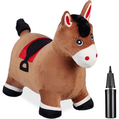 Cheval sauteur avec casquette (1/5)