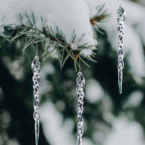 Clear Acrylic Christmas Icicles – Set of 24 decorative tree ornaments and picks, festive and sparkly design