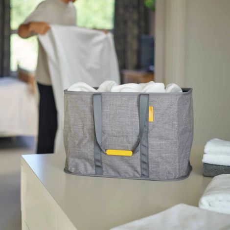 Joseph Joseph Hold-All Max cesta de ropa gris antracita 55 litros (1/5)
