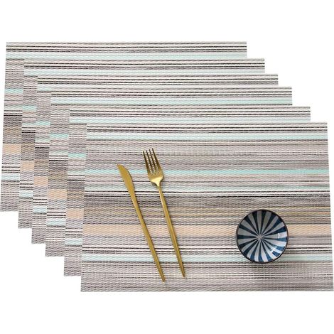 Set aus 6 wärmeisolierenden und fleckenabweisenden Platzsets, kreuzgewebt für lange Haltbarkeit.