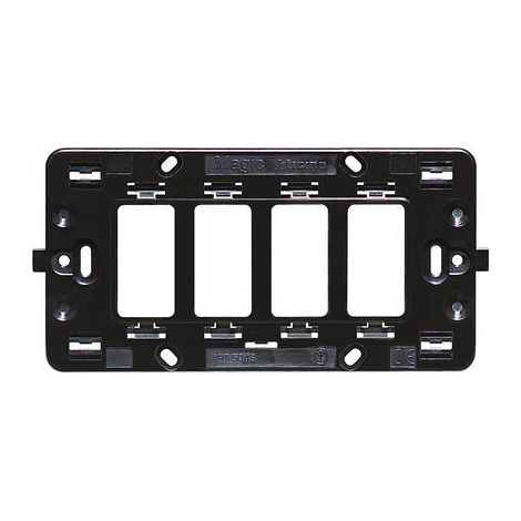 BTICINO Supporto A 4 Posti Per Scatola Art. 504E Magic