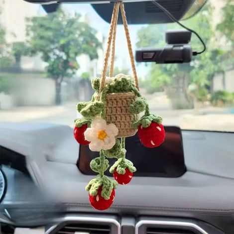 Crochet décoratif marguerite et fraise - Plantes suspendues - Accessoires auto - Décoration esthétique - Supports de rétroviseur pour hommes et femmes - Accessoires intérieurs de voiture mignons faits (1/3)