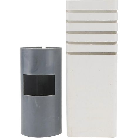 Ce kit de brumisation pour bassin, adapté aux passionnés d'aquariums et aux jardins extérieurs, mesure 6,1 x 2 x 2,4 pouces et dispose d'une fonction de brumisation. (1/5)
