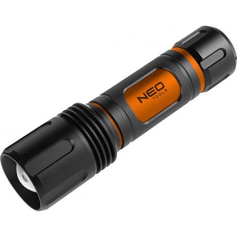 Linterna de 1500 lm con 6 pilas AA y LED Cree XHP50.2 (1/5)