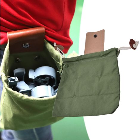 Sacoche de ceinture en toile et similicuir vert armée, idéale pour la cueillette, le camping et la récolte de fruits. (1/5)