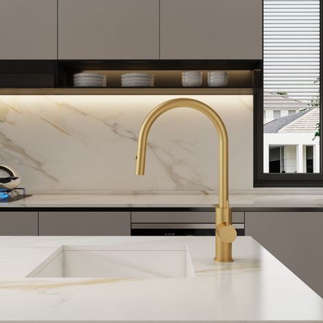 DILECI - Robinet de cuisine couleur or (douchette extractible) (1/5)