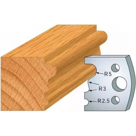 JEU DE 2 FERS PROFILES ACIER HT 40MM N°033