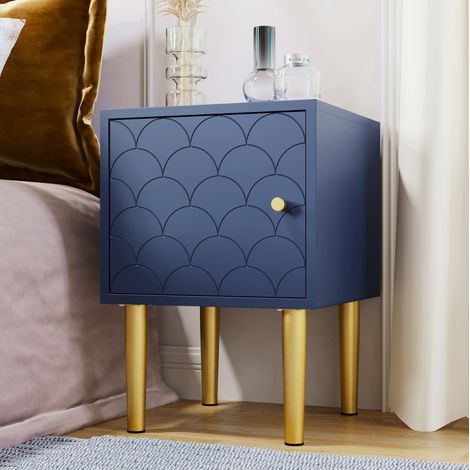 Comodino moderno in legno e metallo blu navy con anta a motivo squame, vano interno e gambe alte 51 cm (1/5)