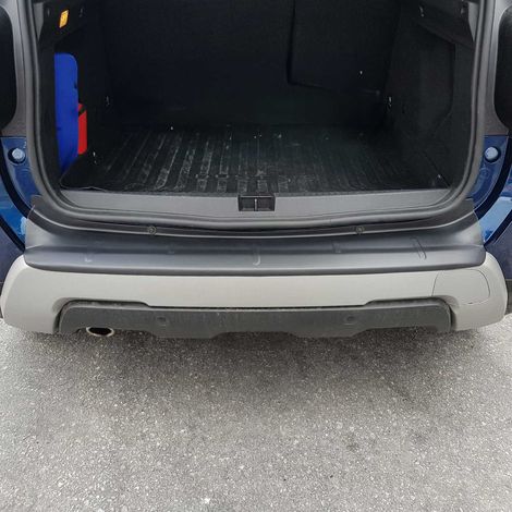 Protection Seuil de Pare-Chocs Arrière pour Dacia Duster 2018 à 2021, Couverture de Seuil de Coffre, Bande Seuil de Chargement en ABS Noir Mat (1/5)