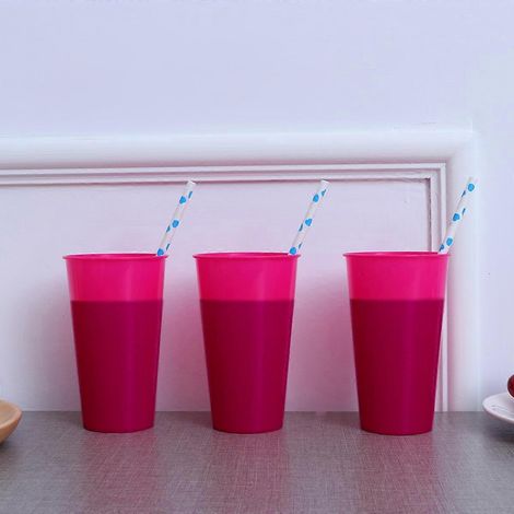 Gobelets réutilisables en plastique antidérapants, compatibles avec les jus de fruits, lot de 12. (1/4)