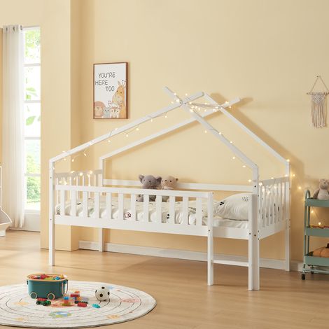Hausbett Sotkamo 90x200cm mit Rausfallschutz Kiefernholz Weiß [en.casa]